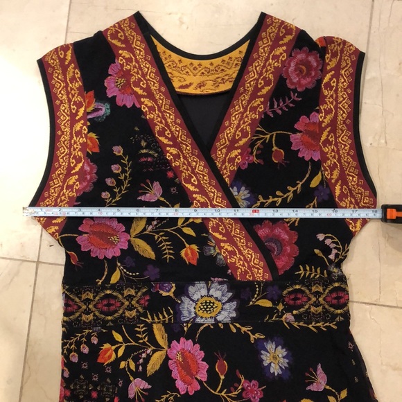 Fuzzi floral print Midi dress - Picture 10 of 10